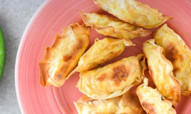 Baked Pot Stickers With Dipping Sauce