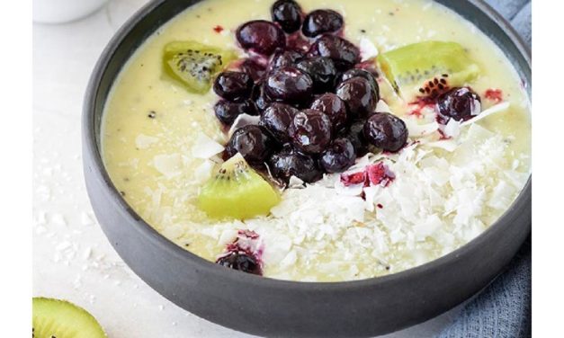 Kiwi Smoothie Bowl