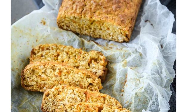 Carrot Cake Oatmeal Slice